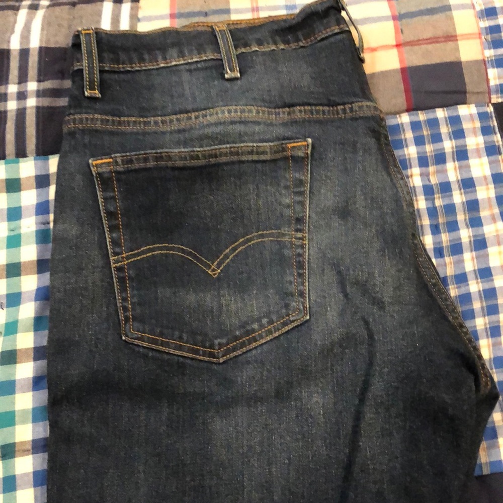 Men’s Levi’s 569 relaxed/ straight fit jeans